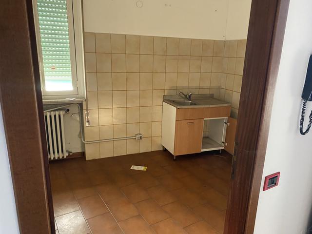 #2537940 Due uffici con ampio piazzale comune in vendita - foto 12