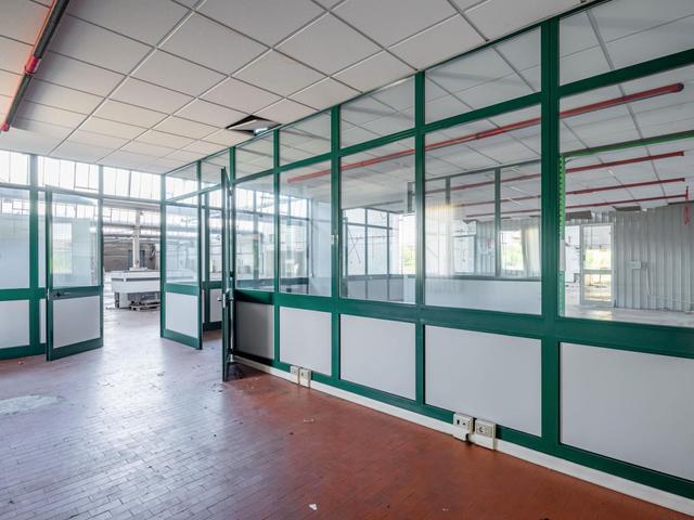 Stabilimenti produttivi in vendita