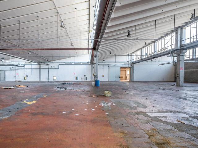 #2537519 Capannone industriale a Loira in vendita - foto 11
