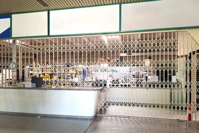 Magazzini in vendita