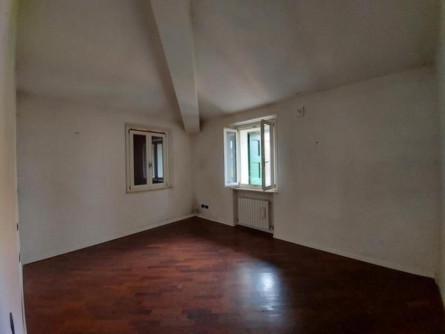 Grandi dimensioni in vendita