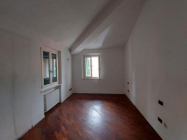 Grandi dimensioni in vendita