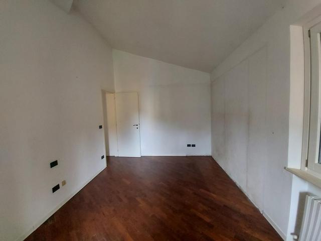 Grandi dimensioni in vendita