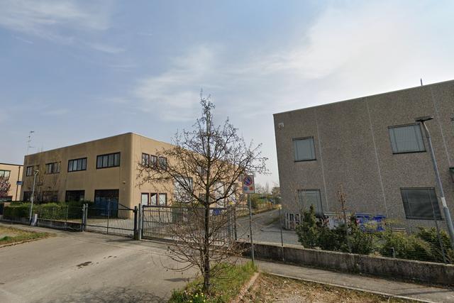 Stabilimenti produttivi in vendita