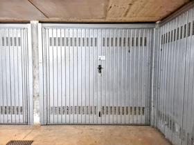 Garage in vendita