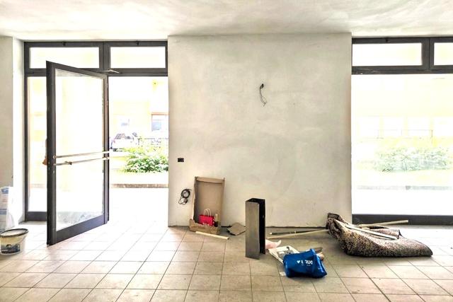 #2536117 Negozio (sub 214) in edificio polifunzionale in vendita - foto 1