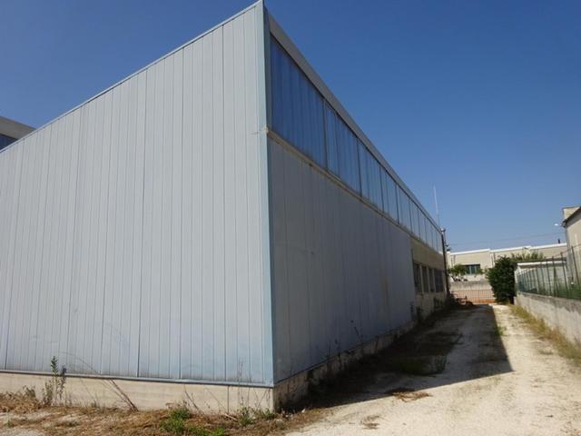 Stabilimenti produttivi in vendita