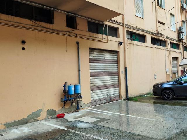 Complessi commerciali in vendita