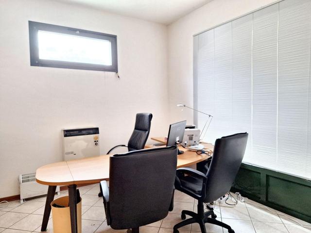 #23908 Negozio al piano terra in complesso condominiale in vendita - foto 11
