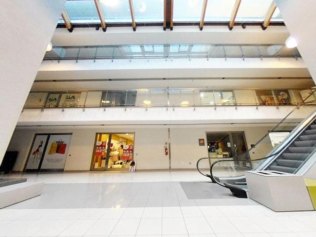 #22973 Locale commerciale con garage (sub 43) in vendita - foto 8