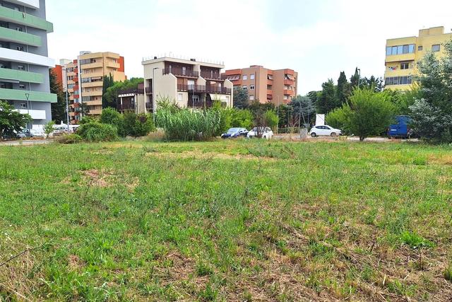 #24076 Area edificabile di 765 mq in zona residenziale in vendita - foto 3