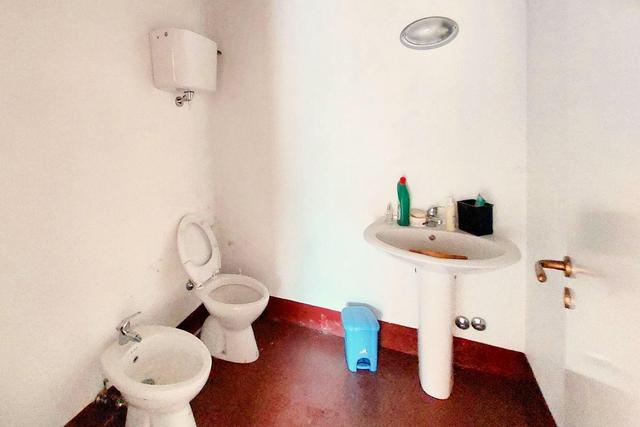 Studi privati in vendita