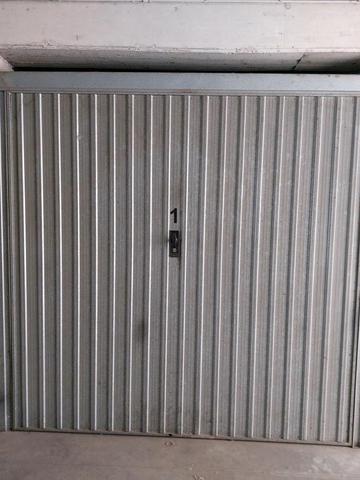 Garage in vendita