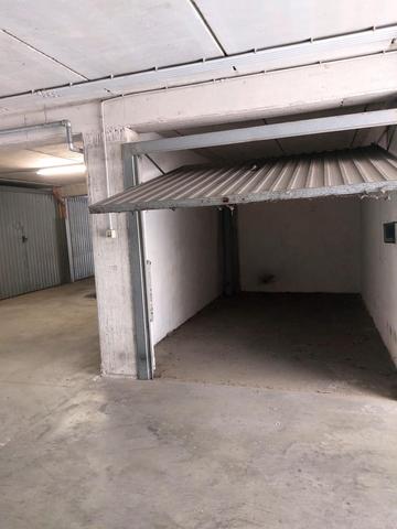 Garage in vendita
