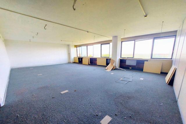 #23912 Porzione di complesso direzionale e terziario in vendita - foto 27