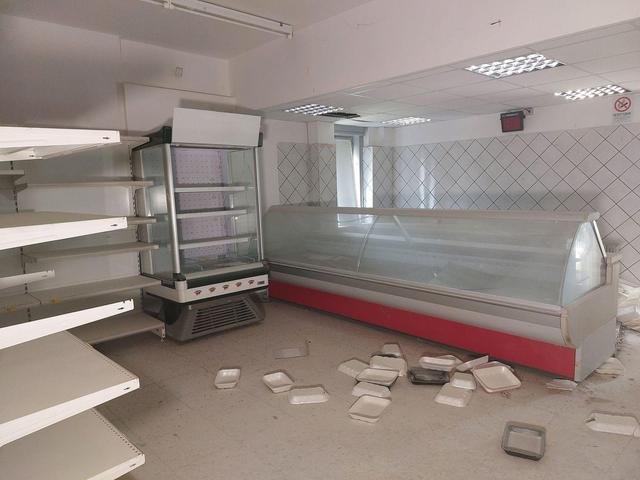 Negozi in vendita