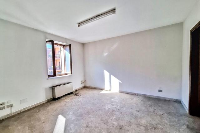 Studi privati in vendita