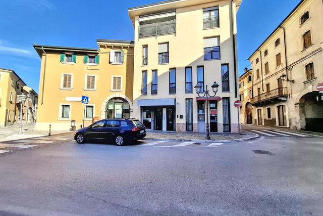 Studi privati in vendita