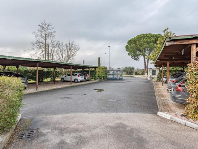 #2537510 Capannoni industriali con ufﬁci ad Altopascio in vendita - foto 9