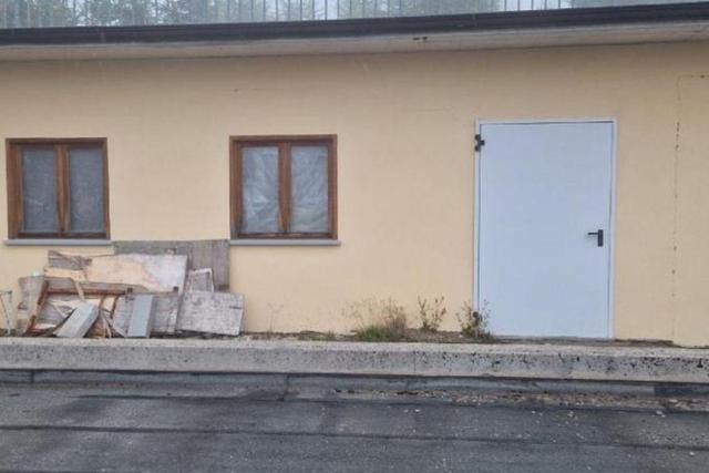 Magazzini in vendita