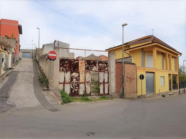 Edifici direzionali in vendita