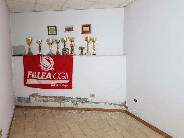 Edifici direzionali in vendita