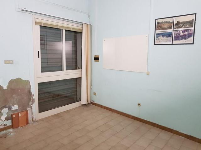 Edifici direzionali in vendita