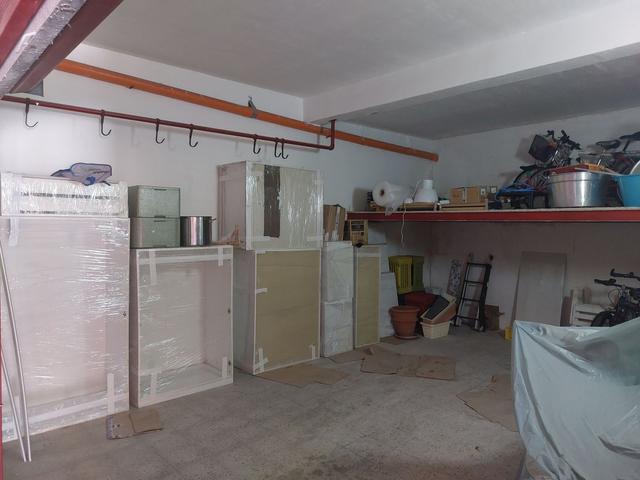 Garage in vendita