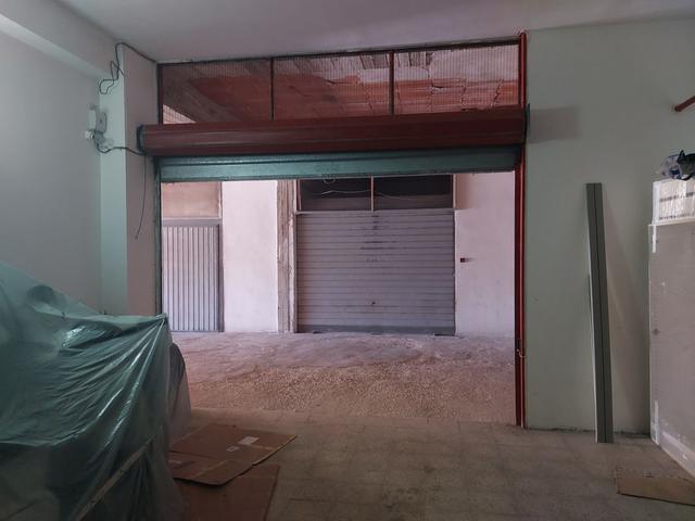 Garage in vendita