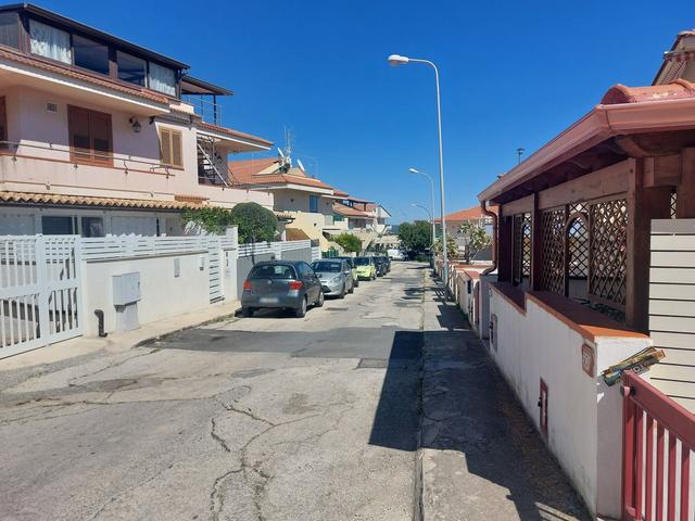 Garage in vendita
