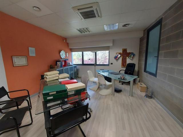 #20501 Capannone artigianale con uffici in vendita - foto 2