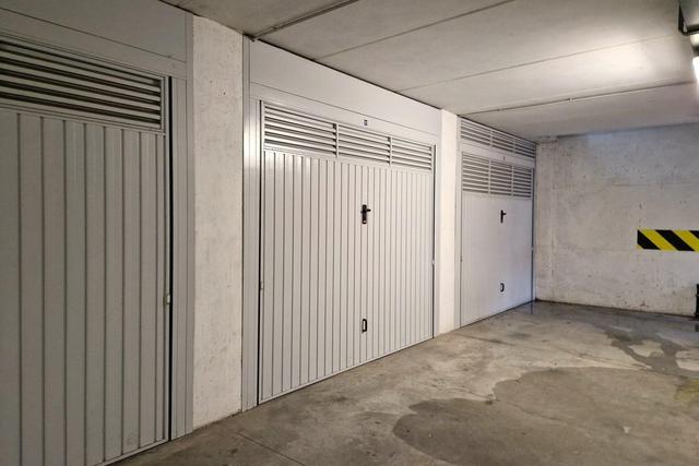 Garage in vendita