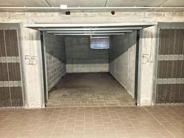 Garage in vendita