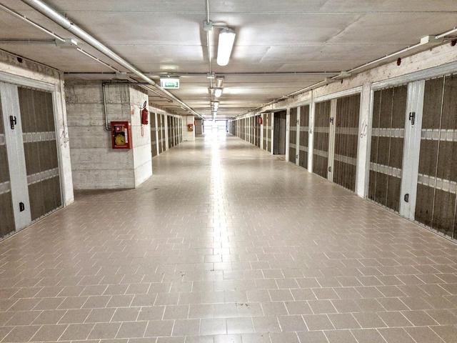 Garage in vendita