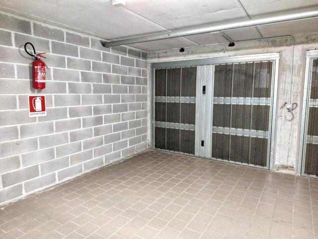Garage in vendita