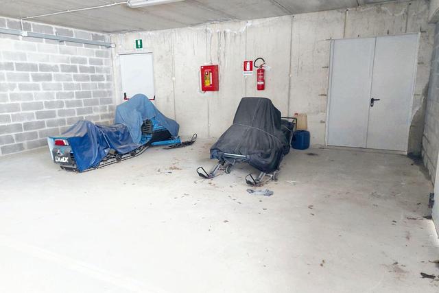 Garage in vendita