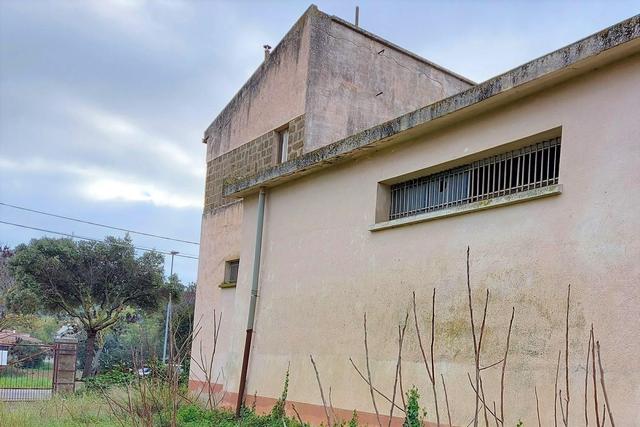 #19435 Complesso artigianale con cortile e pertinenze in vendita - foto 4
