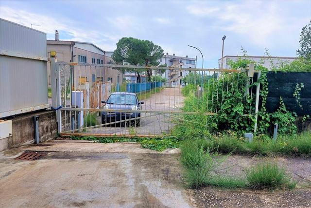 #21100 Porzione di opificio da frazionare (comparto 4) in vendita - foto 18