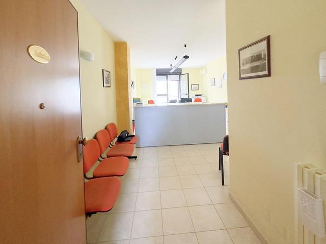 #21641 Ufficio in palazzina polifunzionale in vendita - foto 8