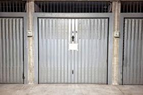 Garage in vendita