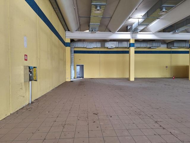 Stabilimenti produttivi in vendita