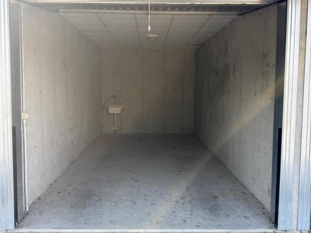 Garage in vendita