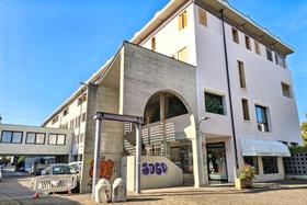 Uffici entro 500 mq in vendita