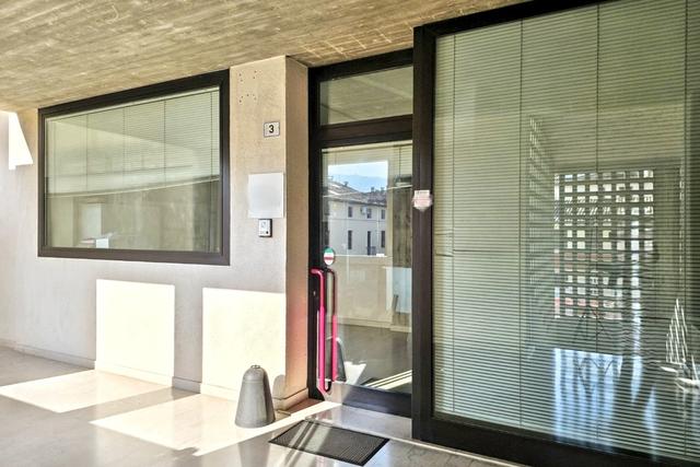 #2537275 Ufficio con garage in vendita - foto 2