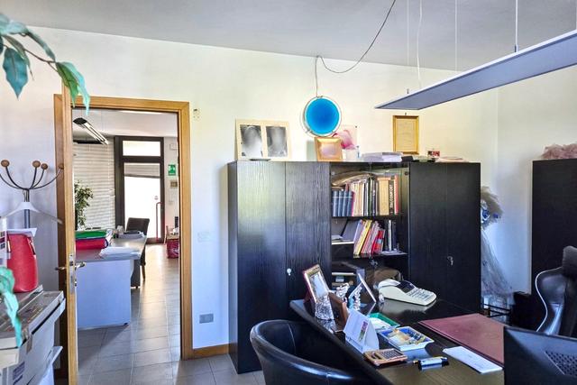 #2537275 Ufficio con garage in vendita - foto 5
