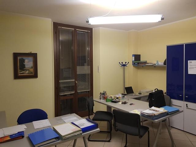 #7091 Porzione di fabbricato ad uso uffici in vendita - foto 1