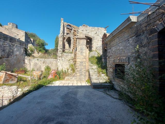 Palazzi in vendita