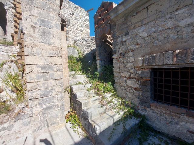 Palazzi in vendita