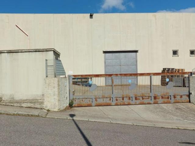 #15972 Capannone con carroponte e area esterna in vendita - foto 14