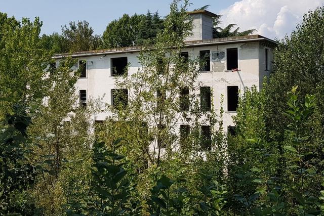 Alberghi in vendita